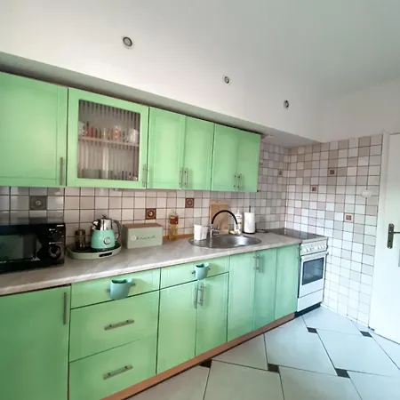 Lipowy & Parking - Lipowa 9 * Sopot